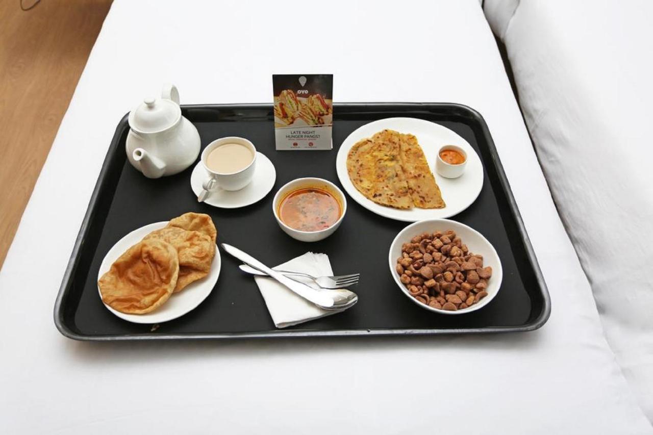 Oyo Townhouse 66 Nagpur Station Ca Road Hotell Eksteriør bilde