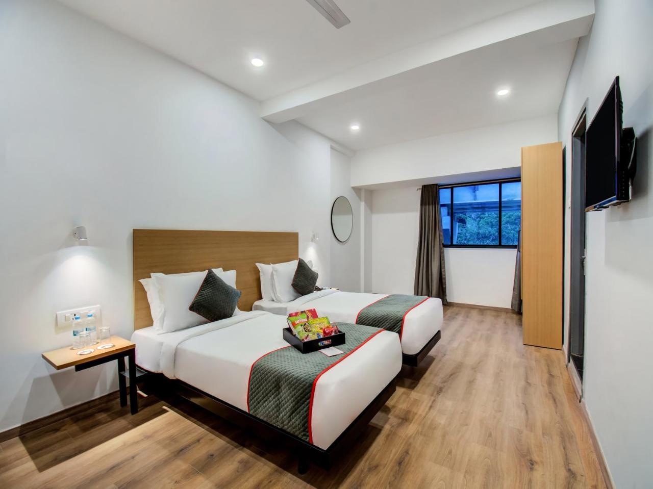 Oyo Townhouse 66 Nagpur Station Ca Road Hotell Eksteriør bilde